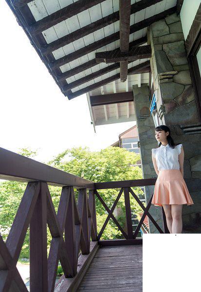 清純可愛的日本鄰家思春小姑娘嫩體 - 二葉エマ (38P)