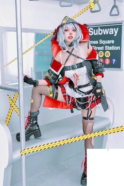 Byoru《Vtuber-沙花叉克蘿耶》火車上解放胴體 (44P)