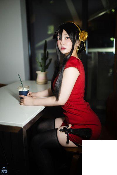손예은(孫樂樂)《約爾·福傑2》紅色禮服秀美乳 (29P)