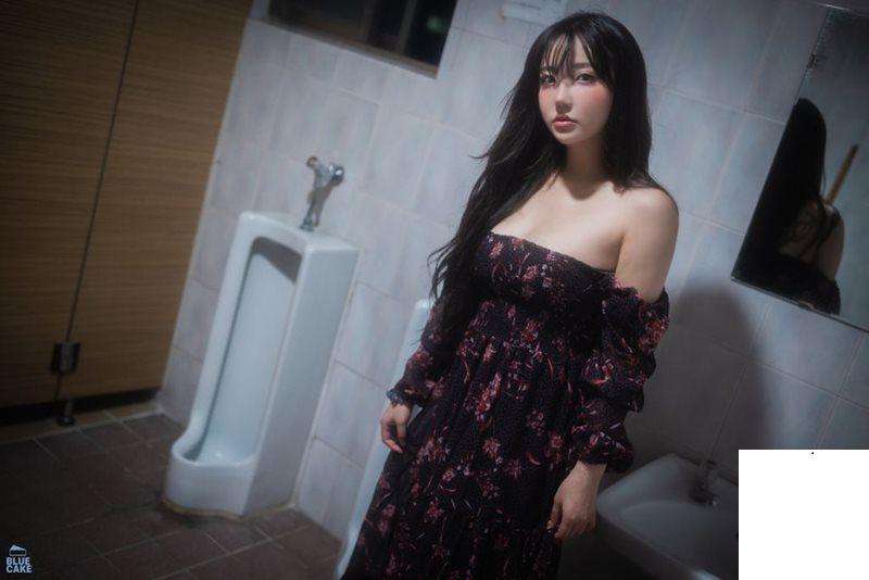 손예은(孫樂樂)《紅色露胸洋裝3》露胸露屁美艷動人 (35P)