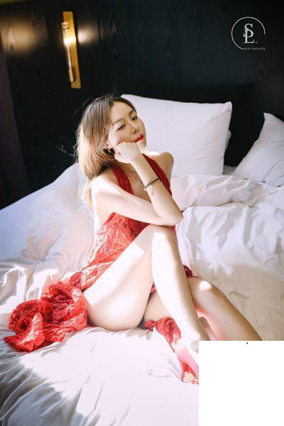 [SAINT Photolife] Yuna (유나) - Vol.22 She (66P)