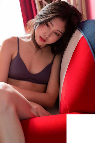 [YALAYI] No.709 Chasing Light (48P)