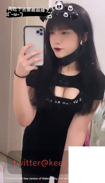 超高顏值小高一白皙粉嫩巨乳的誘惑1 模特 @keeeeeouo (10P)