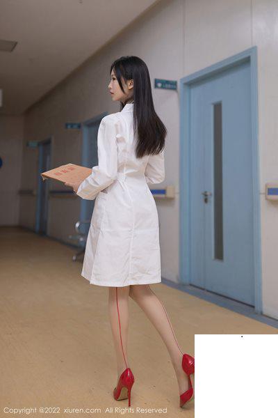 抖娘-利世《俏皮護士2》私藏性感內衣看惹火 (75P)