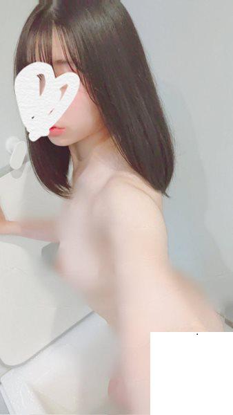 剛成為大學生18 歲美乳少女赤裸裸鏡拍 ~~~~~~~