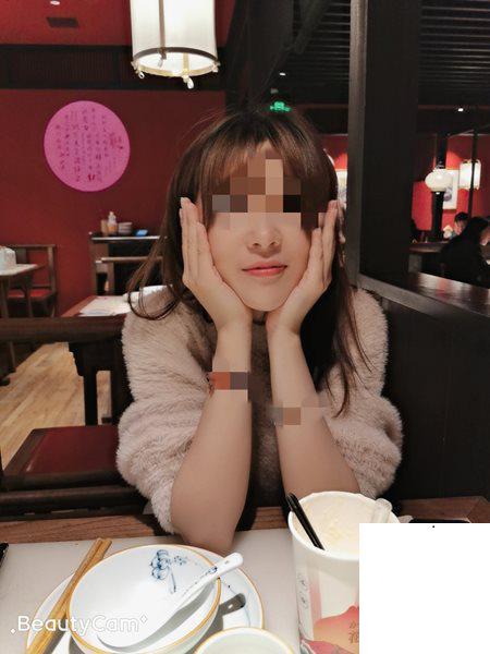 30歲衛校母狗老師開發隨意蹂躏 (56P)